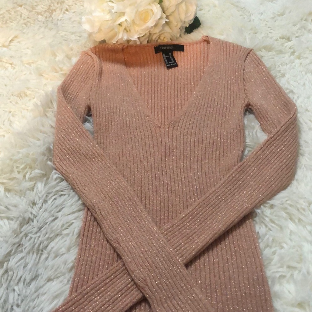 V-neck long tees long sleeve